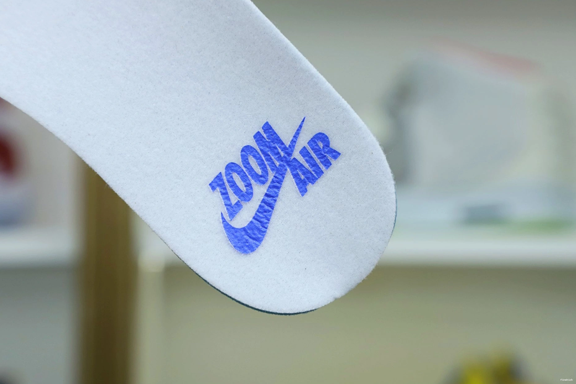 ZOOM AIR HIGH JORDAN 1 'RACER BLUE' 0929